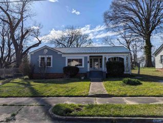 903 Spruce Street, Gadsden, AL 35901