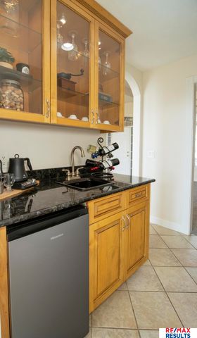 19211 Sahler Street, Omaha, NE 68022