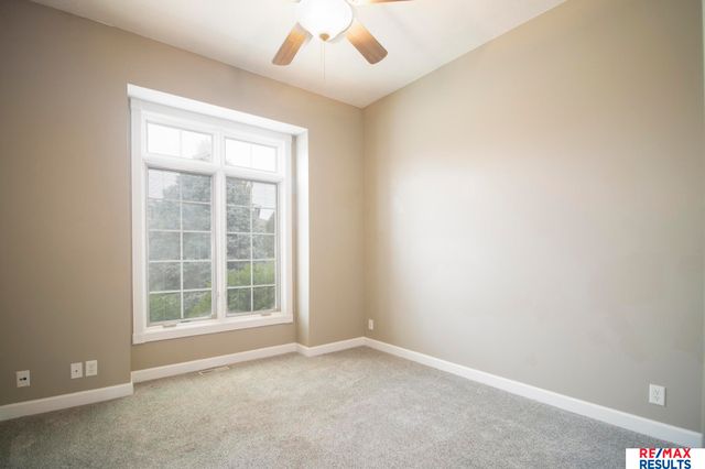 19211 Sahler Street, Omaha, NE 68022