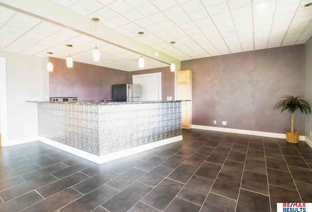 19211 Sahler Street, Omaha, NE 68022