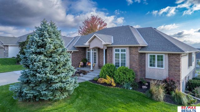 19211 Sahler Street, Omaha, NE 68022