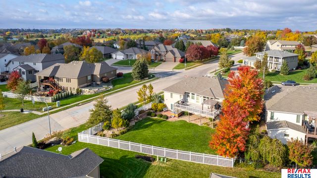 19211 Sahler Street, Omaha, NE 68022