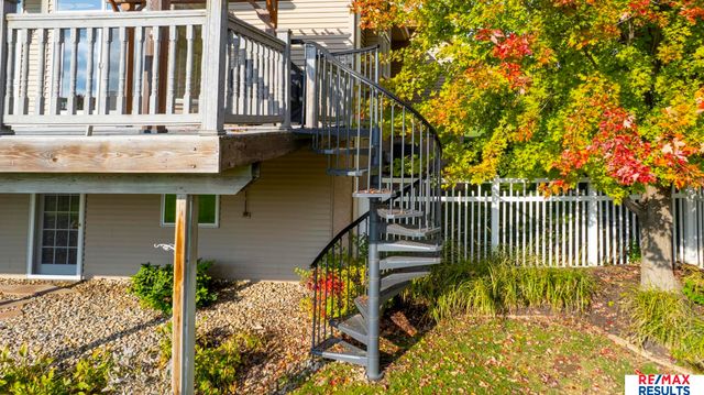 19211 Sahler Street, Omaha, NE 68022