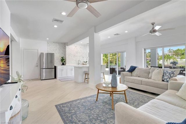 27293 Arroyal RD E, Bonita Springs, FL 34135