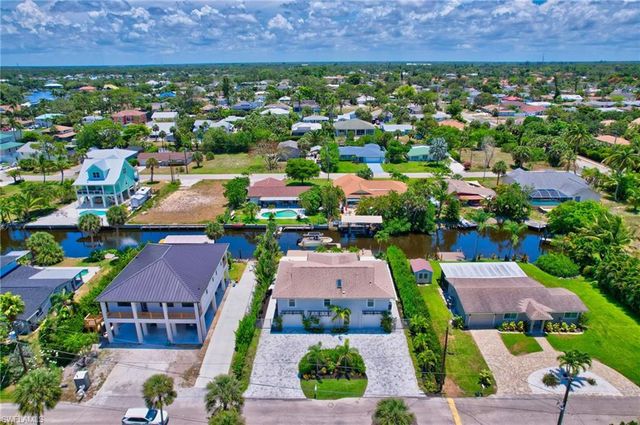 27293 Arroyal RD E, Bonita Springs, FL 34135