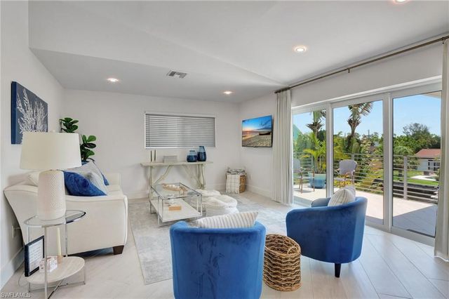 27293 Arroyal RD E, Bonita Springs, FL 34135