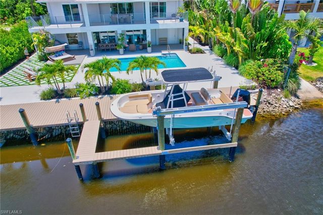 27293 Arroyal RD E, Bonita Springs, FL 34135