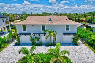 27293 Arroyal RD E, Bonita Springs, FL 34135