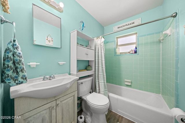 406 W 18th Plaza, Lynn Haven, FL 32444