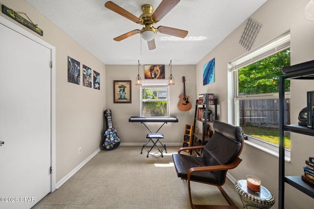 406 W 18th Plaza, Lynn Haven, FL 32444