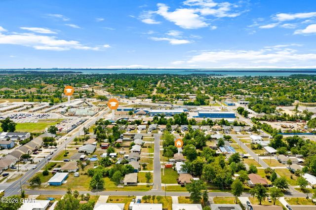 406 W 18th Plaza, Lynn Haven, FL 32444
