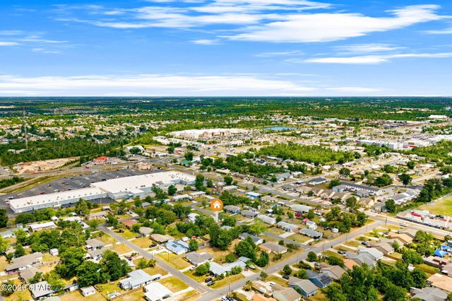 406 W 18th Plaza, Lynn Haven, FL 32444