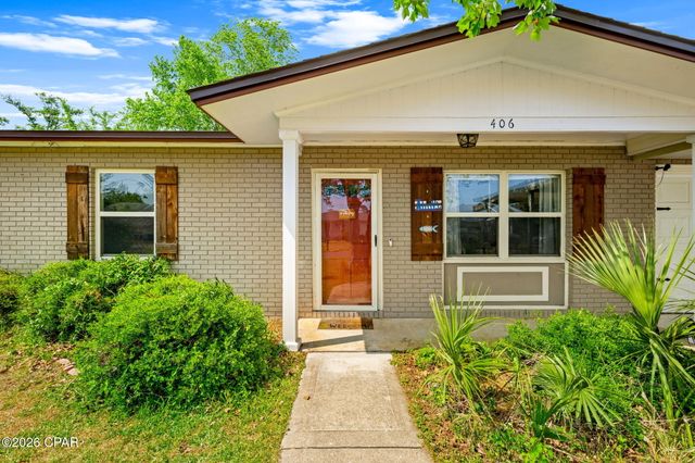 406 W 18th Plaza, Lynn Haven, FL 32444