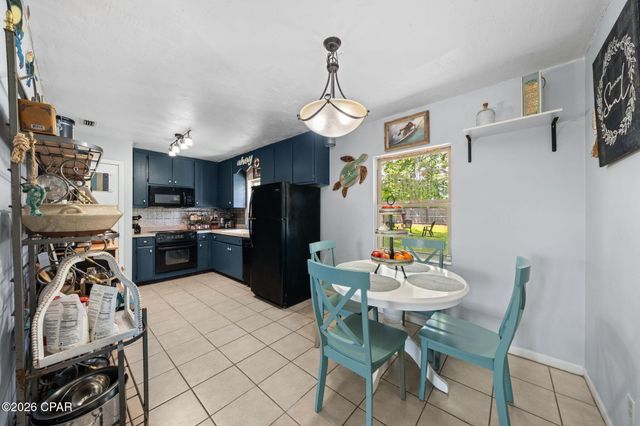406 W 18th Plaza, Lynn Haven, FL 32444