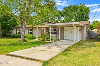 406 W 18th Plaza, Lynn Haven, FL 32444