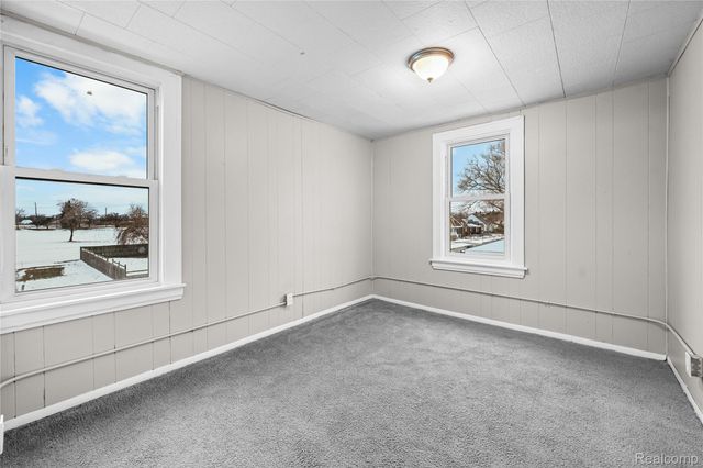 57 E Glenwood Street, Ecorse, MI 48229