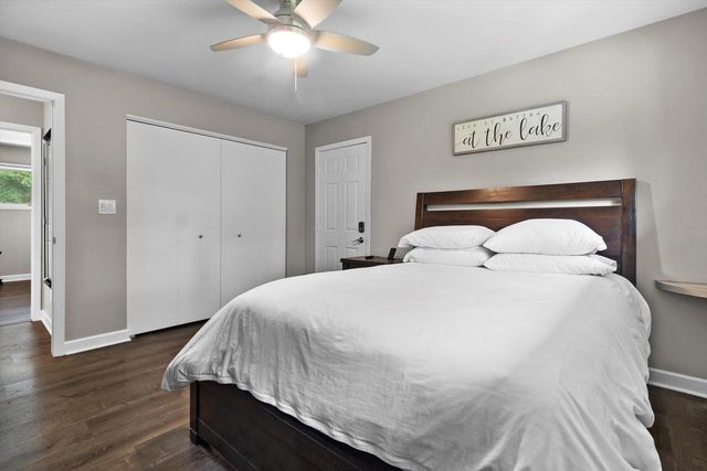 32 S Walworth AVENUE, Williams Bay, WI 53191