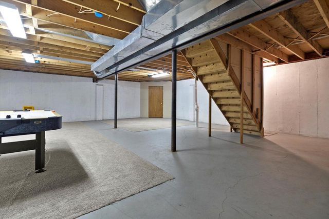 32 S Walworth AVENUE, Williams Bay, WI 53191