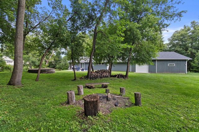 32 S Walworth AVENUE, Williams Bay, WI 53191