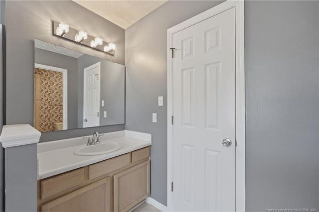 5527 Ballentine Street, Hope Mills, NC 28348