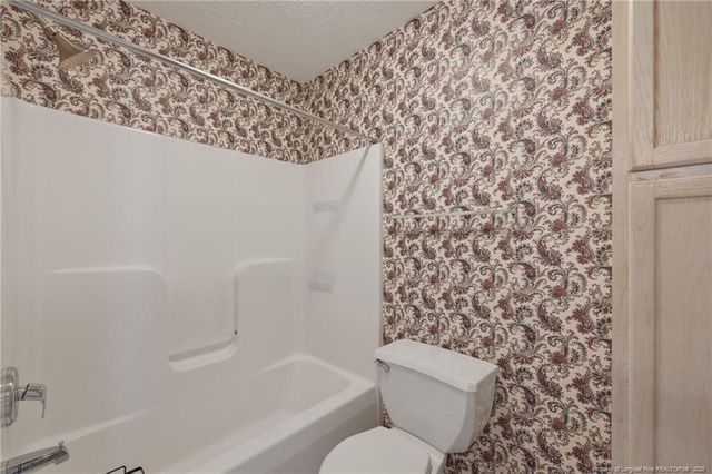 5527 Ballentine Street, Hope Mills, NC 28348