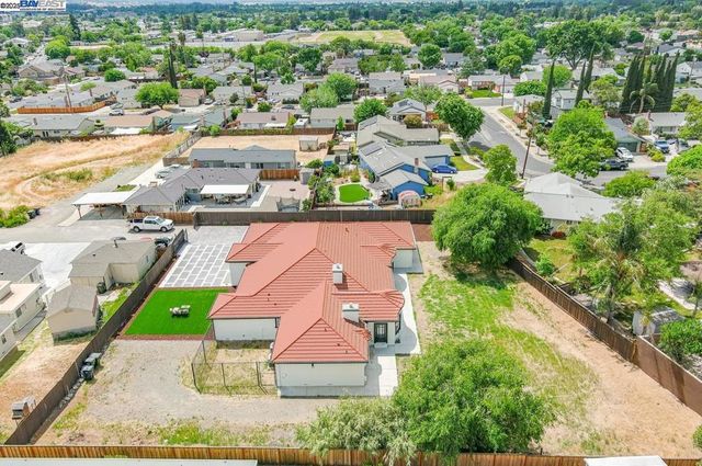 3370 Gardella Plz, Livermore, CA 94551