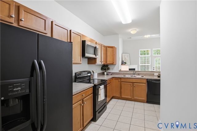 10513 Tea Olive Cir, New Kent, VA 23140