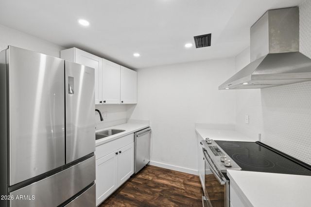 385 W PIERSON Street B4, Phoenix, AZ 85013