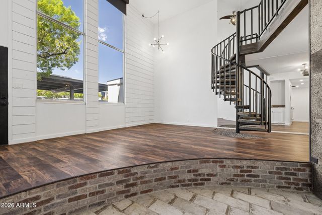 385 W PIERSON Street B4, Phoenix, AZ 85013