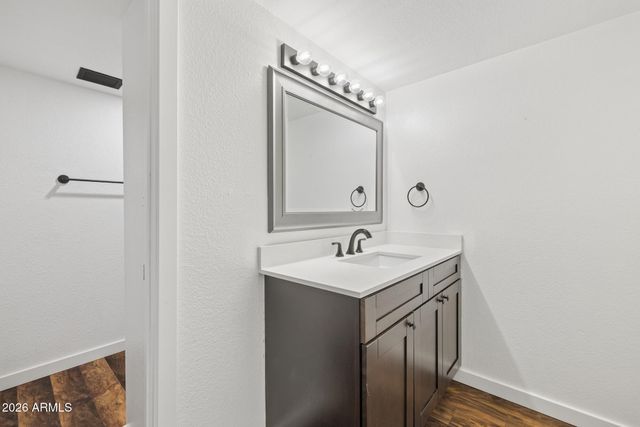 385 W PIERSON Street B4, Phoenix, AZ 85013