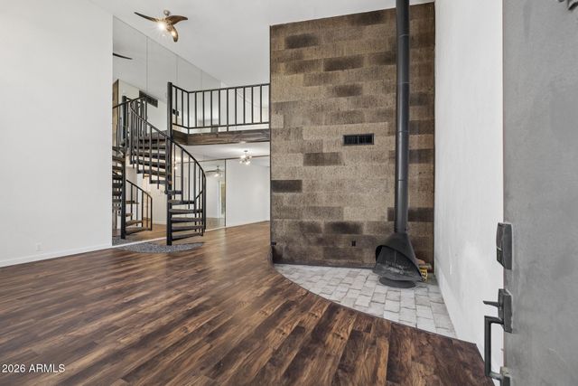 385 W PIERSON Street B4, Phoenix, AZ 85013