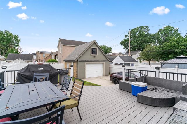 18906 122nd Avenue, Springfield Gardens, NY 11413