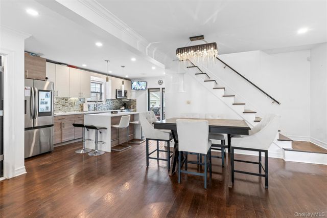 18906 122nd Avenue, Springfield Gardens, NY 11413