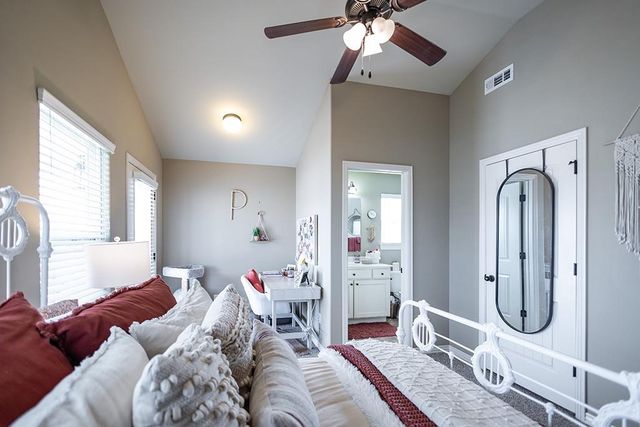 4239 W Marlowe Lane, Fayetteville, AR 72704