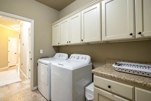 4239 W Marlowe Lane, Fayetteville, AR 72704