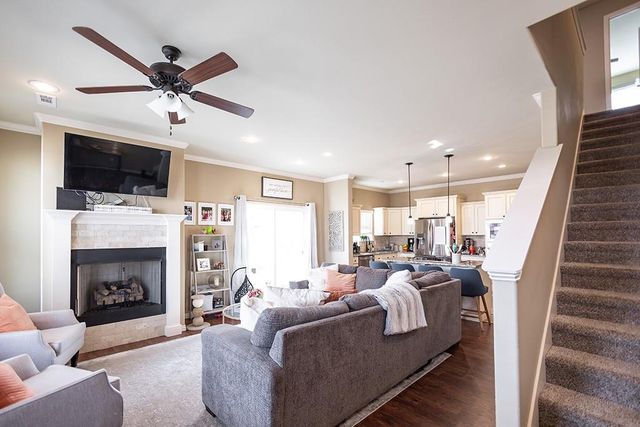 4239 W Marlowe Lane, Fayetteville, AR 72704