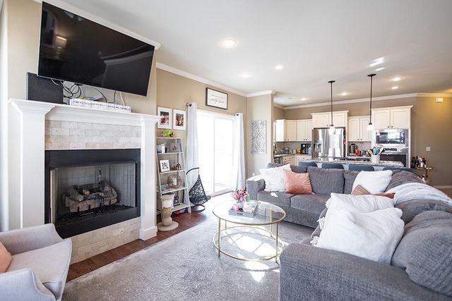 4239 W Marlowe Lane, Fayetteville, AR 72704