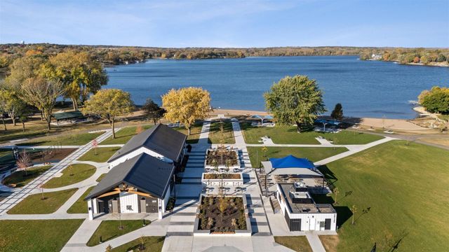 17506 Diplomat Loop, Lakeville, MN 55044