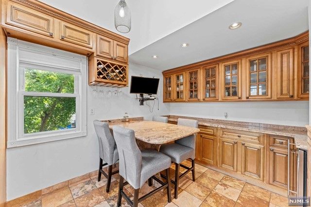 264 Paterson Avenue, Lodi, NJ 07644