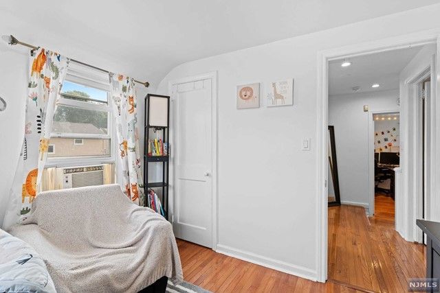 264 Paterson Avenue, Lodi, NJ 07644