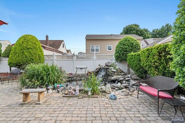 264 Paterson Avenue, Lodi, NJ 07644