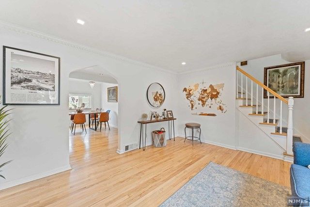 264 Paterson Avenue, Lodi, NJ 07644