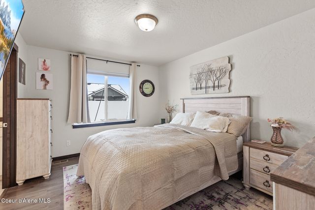 5914 W Irish DR, Rathdrum, ID 83858