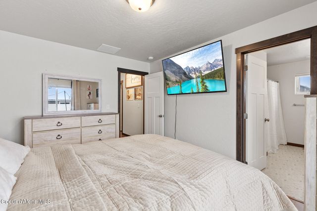 5914 W Irish DR, Rathdrum, ID 83858