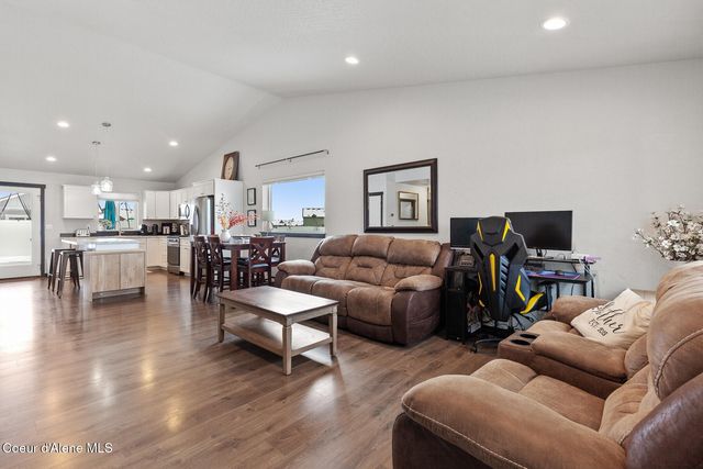 5914 W Irish DR, Rathdrum, ID 83858