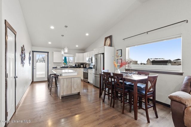 5914 W Irish DR, Rathdrum, ID 83858