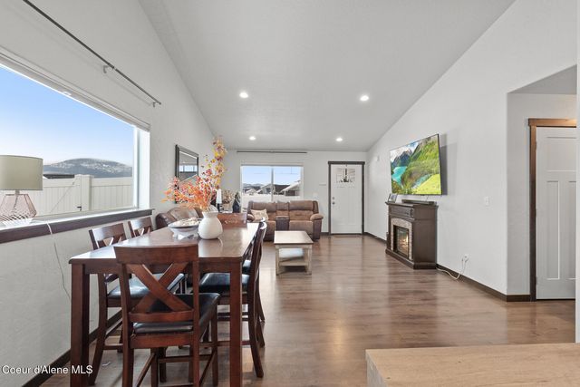 5914 W Irish DR, Rathdrum, ID 83858