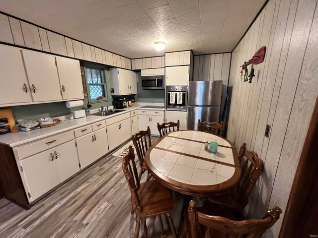 70 Ems B38 Lane, Leesburg, IN 46538
