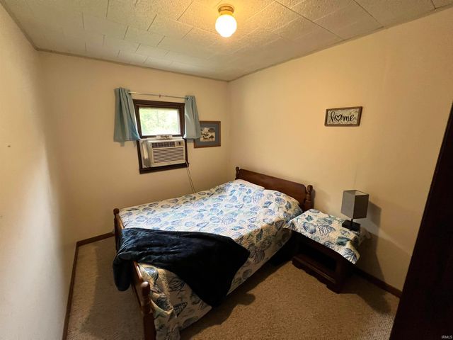 70 Ems B38 Lane, Leesburg, IN 46538