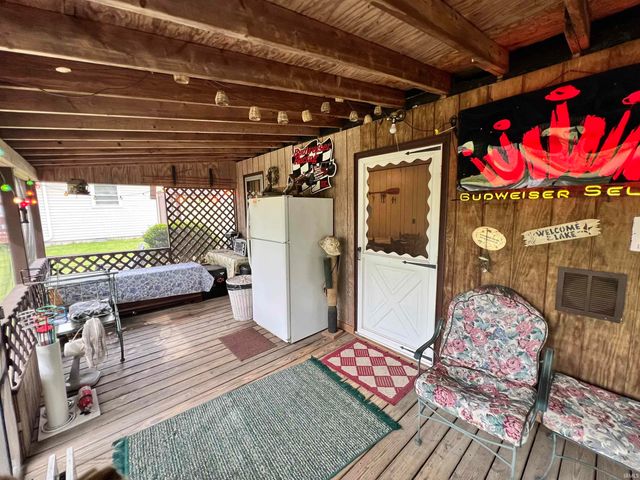 70 Ems B38 Lane, Leesburg, IN 46538